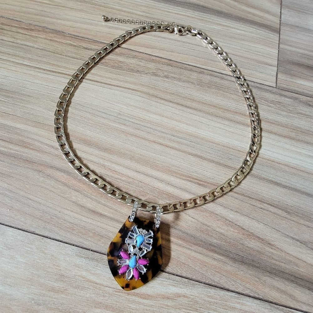 Tortoise Shell Acrylic Bejewled Curb Chain Pendant Necklace